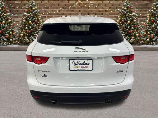 2019 Jaguar F-PACE 25t R-Sport