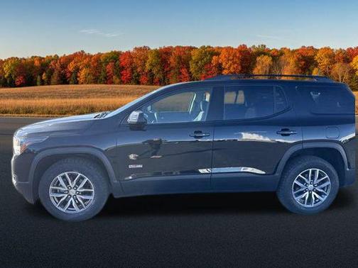 2017 GMC Acadia SLE-2