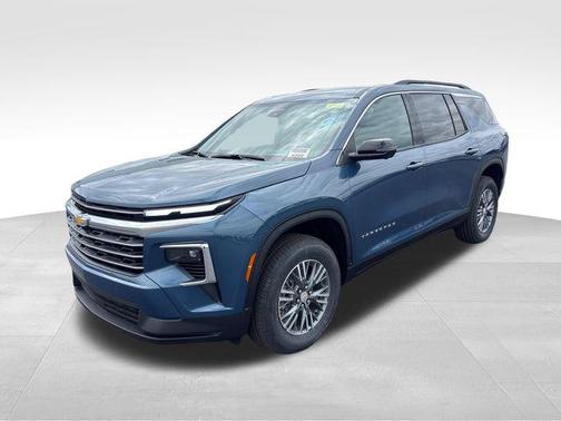 Lakeshore Blue Metallic 2026 Chevrolet Traverse LT