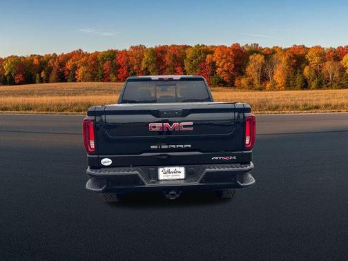 2023 GMC Sierra 1500 AT4X