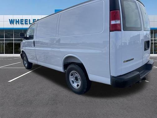 2025 Chevrolet Express 2500 RWD 2500 Regular Wheelbase WT