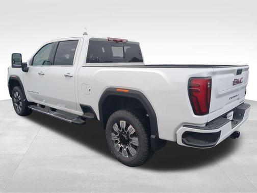 Summit White 2026 GMC Sierra 2500 Denali