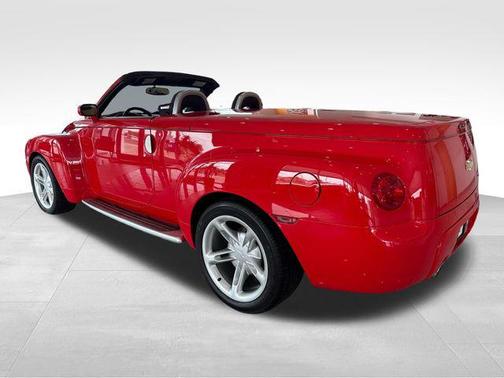 Redline Red 2004 Chevrolet SSR Base