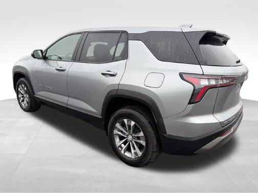 Sterling Gray Metallic 2026 Chevrolet Equinox 1LT