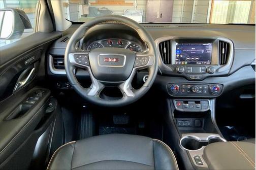 2024 GMC Terrain AWD AT4