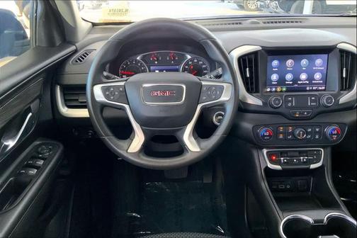 Marine Metallic 2022 GMC Terrain SLE