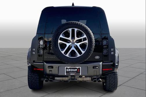 2023 Land Rover Defender 110 V8