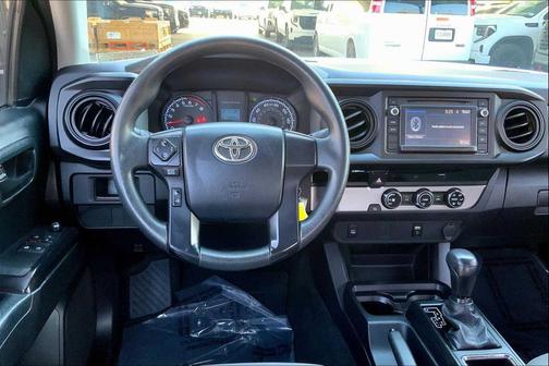 2017 Toyota Tacoma SR