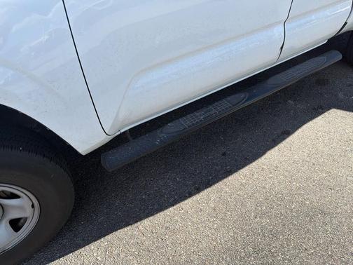 2017 Toyota Tacoma SR