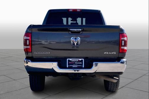 2021 RAM 2500 Laramie Crew Cab 4x4 6'4' Box