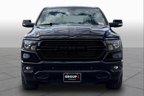 Diamond Black Crystal Pearlcoat 2019 RAM 1500 Big Horn