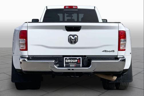 Bright White Clearcoat 2024 RAM 3500 Tradesman Crew Cab 4x4 8' Box