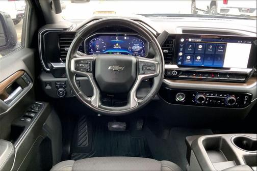 Black 2022 Chevrolet Silverado 1500 RST