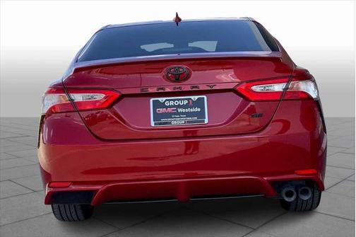 2020 Toyota Camry SE