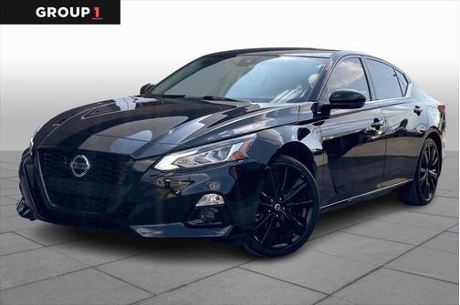 2022 Nissan Altima SR FWD