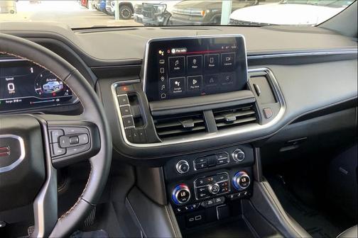 2024 GMC Yukon 4WD AT4