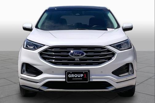 White Platinum Metallic Tri-Coat 2019 Ford Edge Titanium