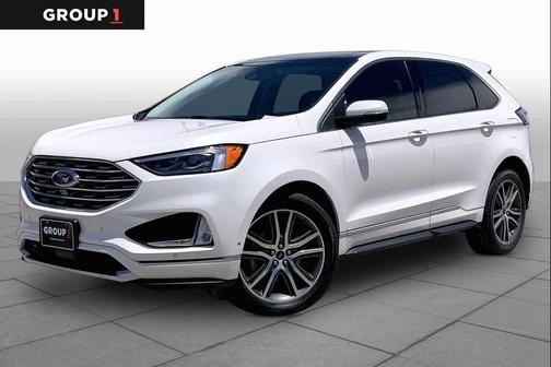 White Platinum Metallic Tri-Coat 2019 Ford Edge Titanium