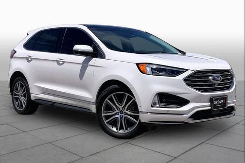 White Platinum Metallic Tri-Coat 2019 Ford Edge Titanium
