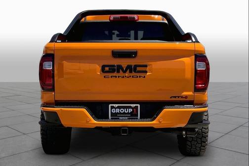 Onyx Black 2025 GMC Canyon AT4