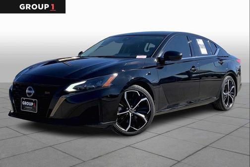 2023 Nissan Altima SR FWD