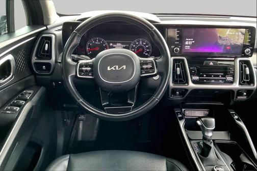 Ebony Black 2022 Kia Sorento S