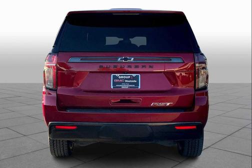 2022 Chevrolet Suburban RST