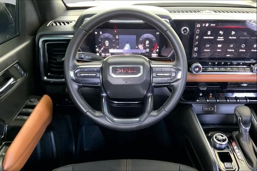 Desert Sand Metallic 2024 GMC Canyon AT4