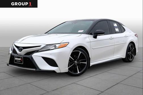Wind Chill Pearl 2020 Toyota Camry XSE