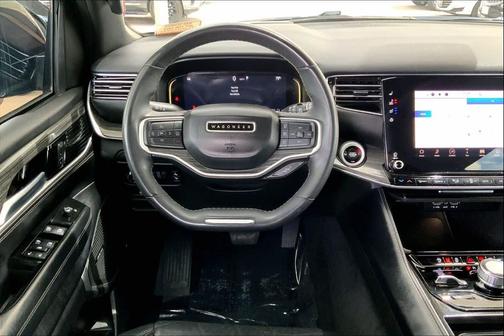 Diamond Black Crystal Pearlcoat 2022 Jeep Wagoneer Series III 4x4