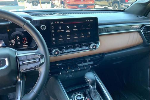 2024 GMC Canyon AT4