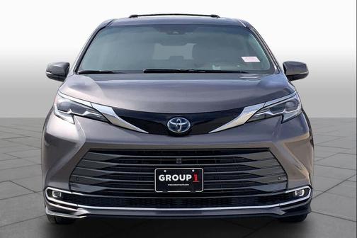 Predawn Gray Mica 2022 Toyota Sienna Platinum