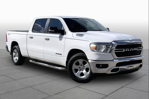 Bright White Clearcoat 2019 RAM 1500 Big Horn