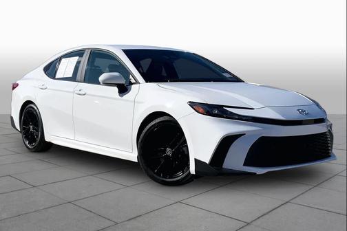 Ice Cap 2025 Toyota Camry SE