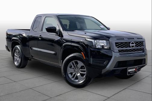 Super Black 2025 Nissan Frontier SV
