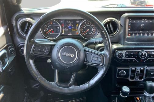 Black Clearcoat 2022 Jeep Gladiator Texas Trail 4x4