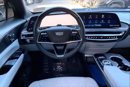 2024 Cadillac LYRIQ Sport