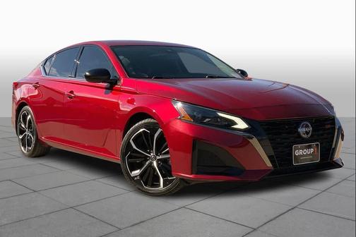 2024 Nissan Altima SR FWD