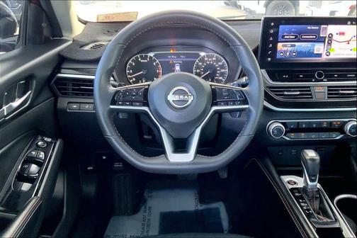 2024 Nissan Altima SR FWD