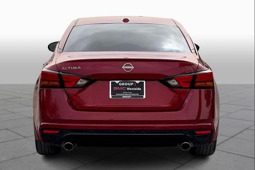 2024 Nissan Altima SR FWD