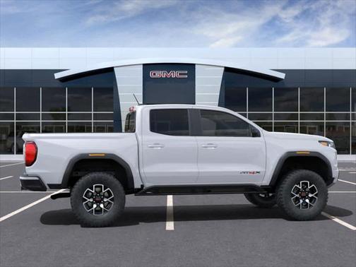 2025 GMC Canyon Base