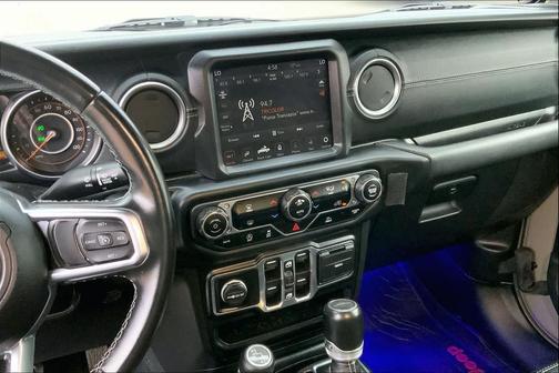 2020 Jeep Gladiator Overland