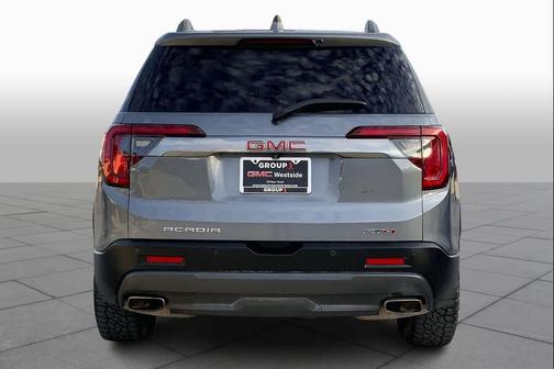 2021 GMC Acadia AWD AT4