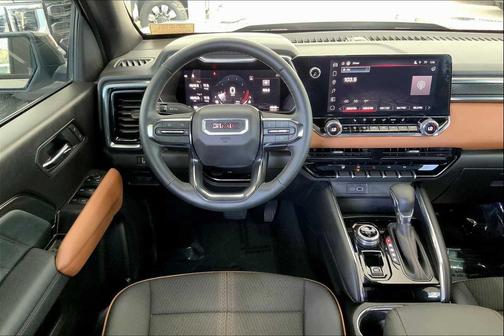 2025 GMC Canyon AT4