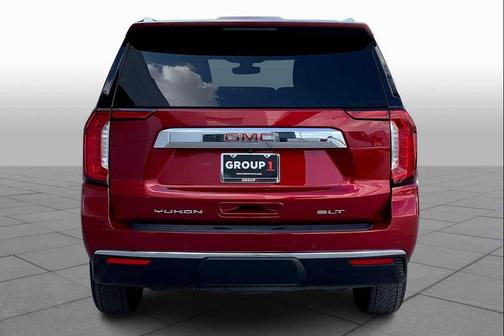 2022 GMC Yukon SLT