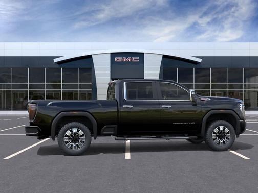 GBA/ONYX BLACK 2026 GMC Sierra 2500 Denali