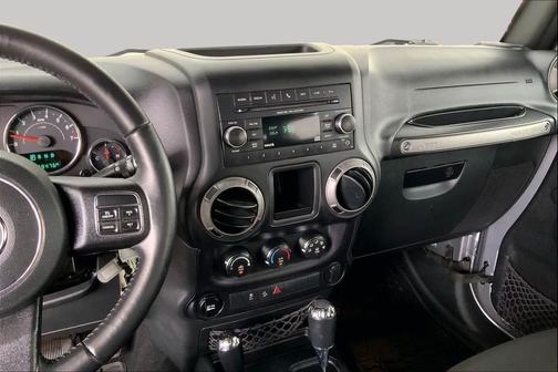Billet Silver Metallic Clearcoat 2016 Jeep Wrangler Willys Wheeler