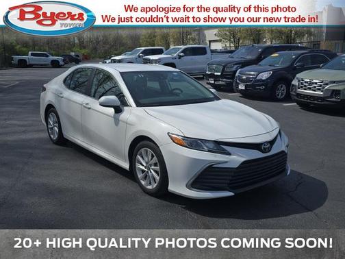 2024 Toyota Camry LE