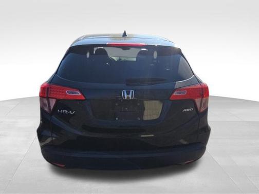 Crystal Black Pearl 2016 Honda HR-V EX