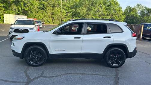 2017 Jeep Cherokee Sport